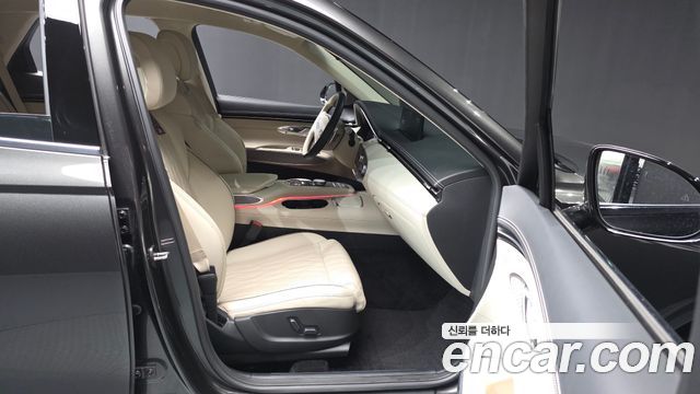 Genesis GV70 2024 — photo 17