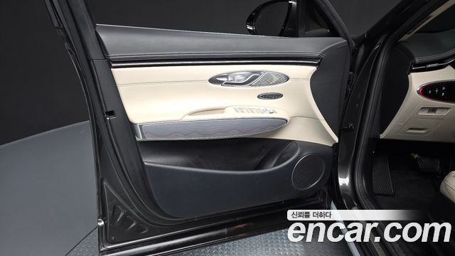 Genesis GV70 2024 — photo 14