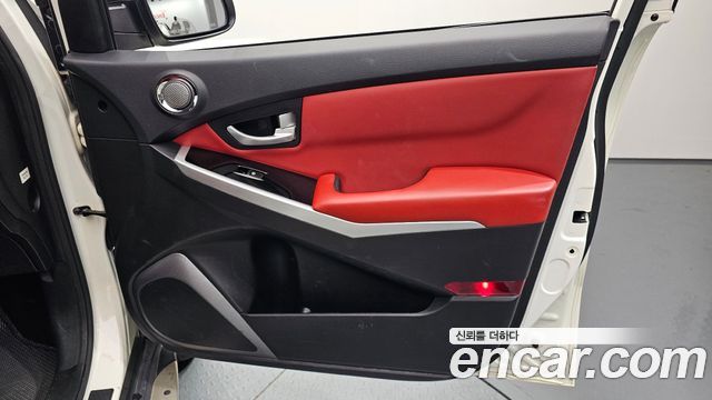 KG Mobility KORANDO 2017 — photo 14