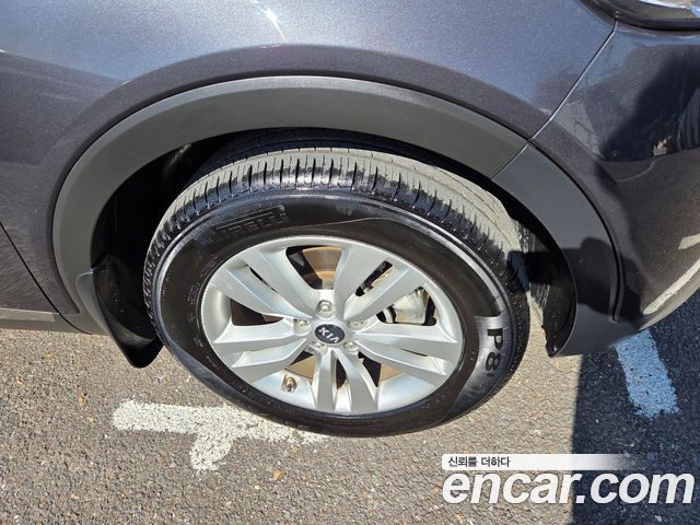 Kia Sorento 2015 — photo 17