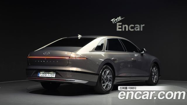 Hyundai Grandeur 2023 — photo 2