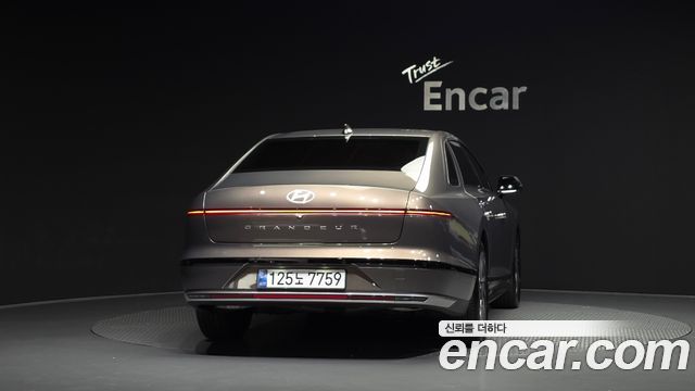 Hyundai Grandeur 2023 — photo 4
