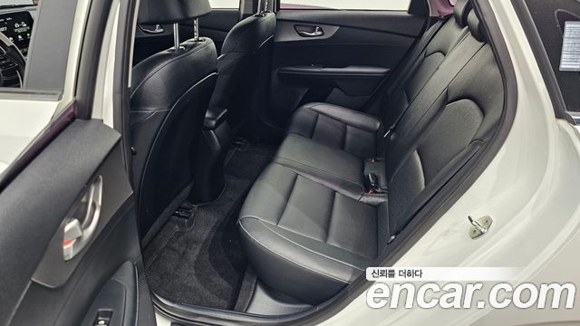 Kia K3 2019 — photo 12