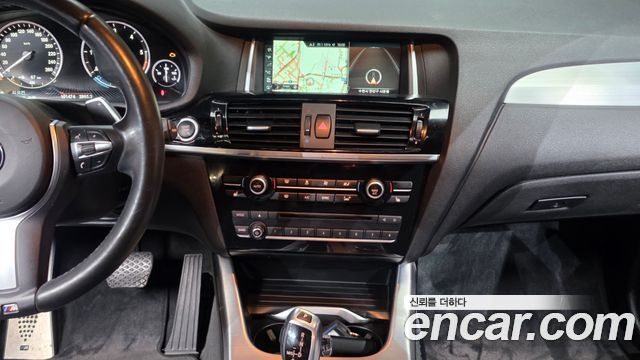 BMW X4 2017 — photo 14