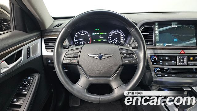 Genesis G80 2017 — photo 15