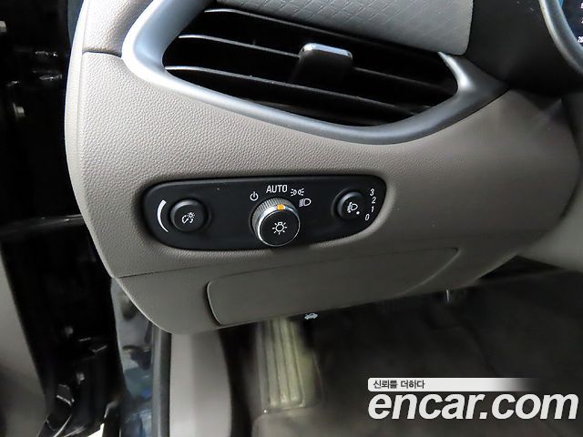 Chevrolet Korea Malibu 2017 — photo 16