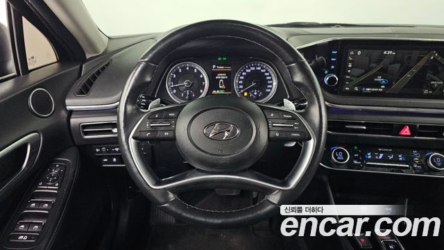 Hyundai Sonata 2022 — photo 19