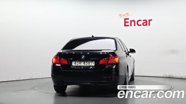 BMW 5-Series 2015 — photo 4