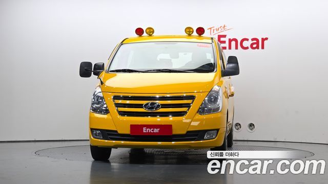 Hyundai Starex 2018 — photo 3