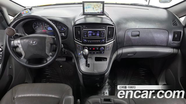 Hyundai Starex 2018 — photo 10