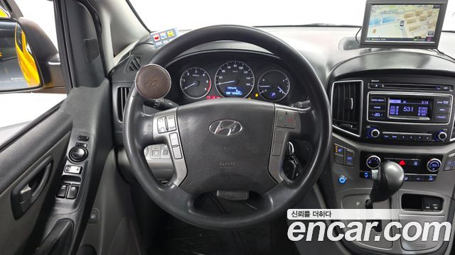 Hyundai Starex 2018 — photo 20