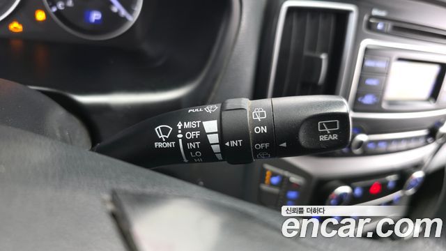 Hyundai Starex 2018 — photo 28