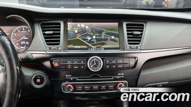 Kia K9 2013 — photo 17