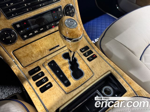 Maybach 62 2006 — photo 10