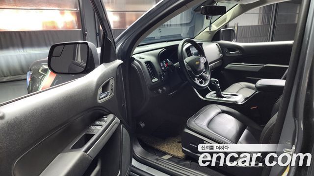 Chevrolet Korea Colorado 2022 — photo 10