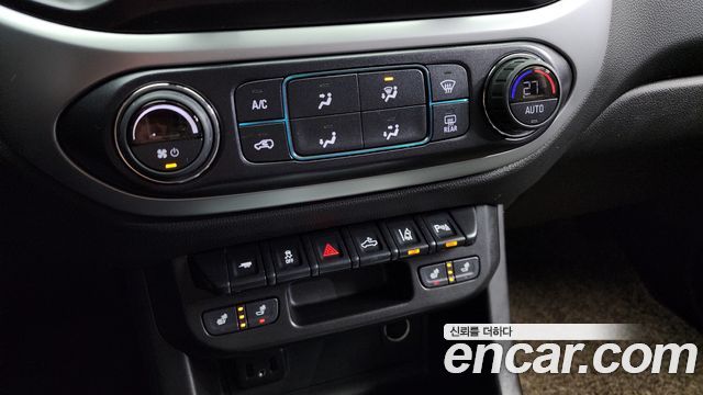 Chevrolet Korea Colorado 2022 — photo 16