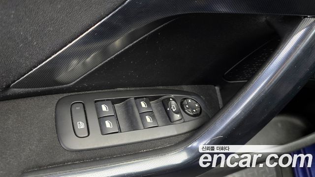 Peugeot 2008 2015 — photo 17