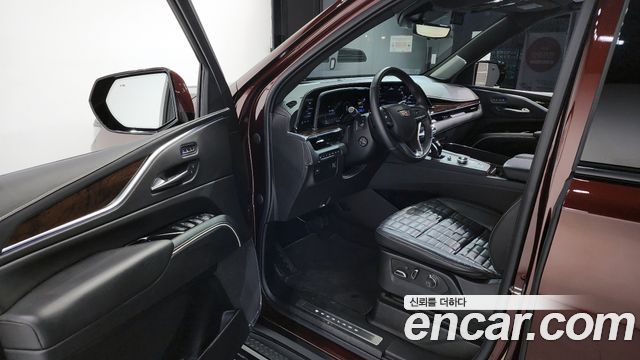 Cadillac Escalade 2022 — photo 10