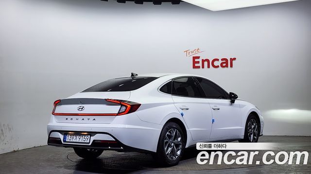 Hyundai Sonata 2022 — photo 2