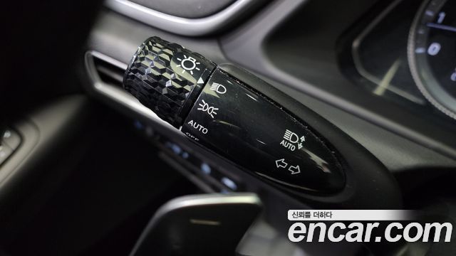 Hyundai Sonata 2022 — photo 17