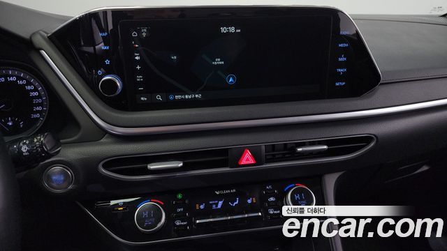 Hyundai Sonata 2022 — photo 19