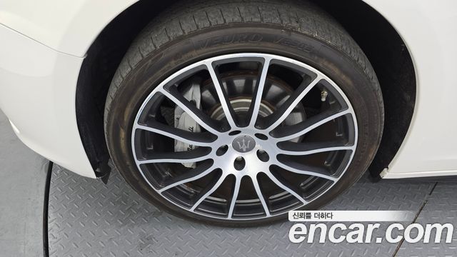 Maserati Ghibli 2016 — photo 5