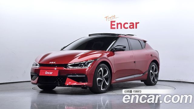 Kia EV6 2023 — photo 1