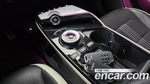 Kia EV6 2023 — photo 9