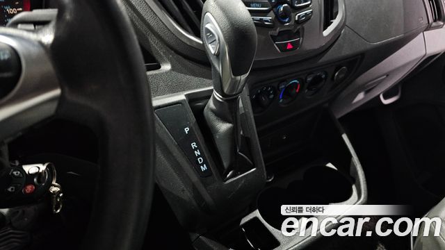 Ford Transit 2016 — photo 9