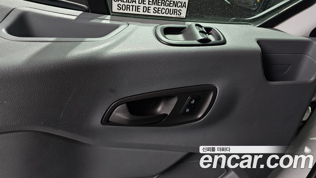 Ford Transit 2016 — photo 12