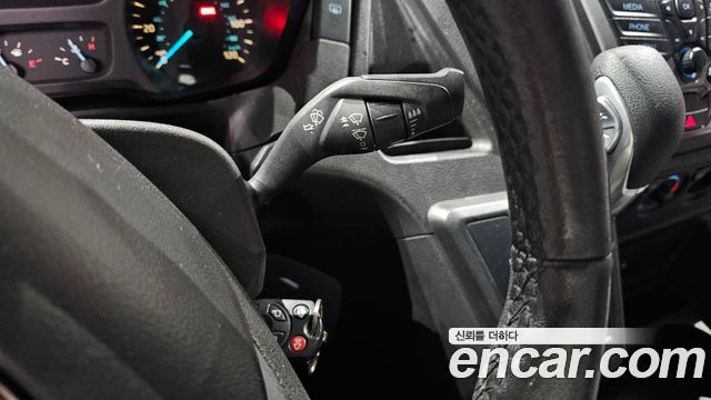 Ford Transit 2016 — photo 15