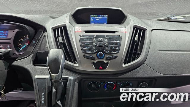 Ford Transit 2016 — photo 16