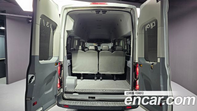 Ford Transit 2016 — photo 20