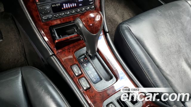 Hyundai Dynasty 2002 — photo 9