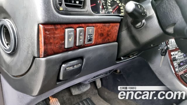 Hyundai Dynasty 2002 — photo 16