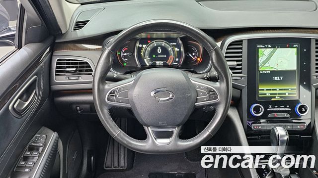Renault Korea SM6 2016 — photo 14