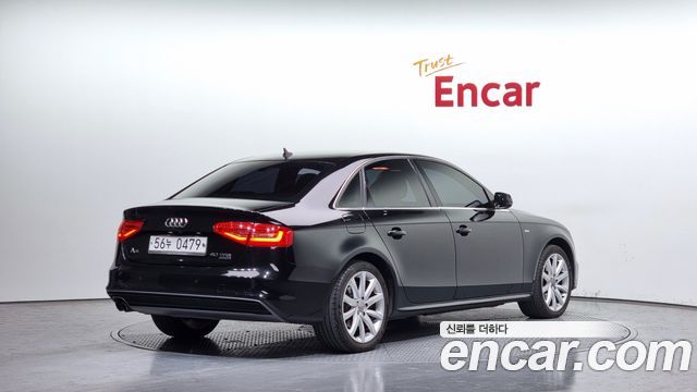Audi A4 2015 — photo 2