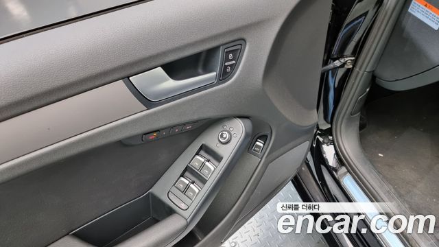 Audi A4 2015 — photo 14