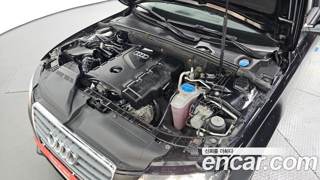 Audi A4 2011 — photo 6