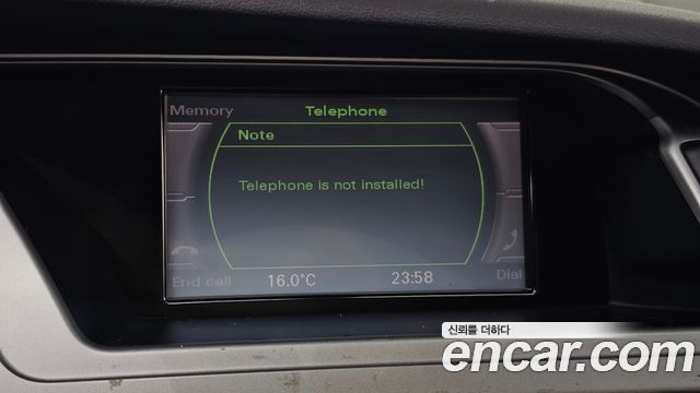Audi A4 2011 — photo 18