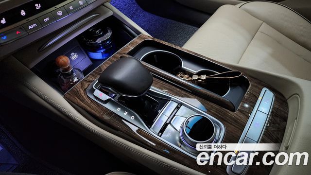 Kia K9 2019 — photo 9