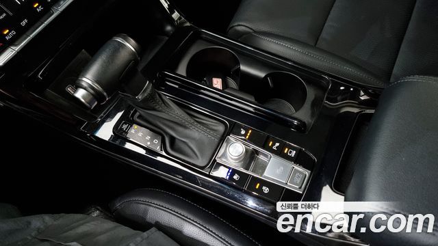 Kia K7 2020 — photo 9