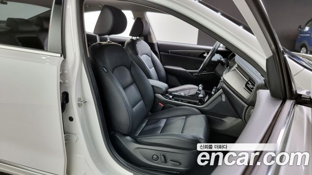 Kia K7 2020 — photo 12