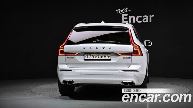 Volvo XC60 2020 — photo 4