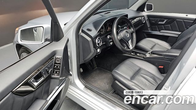 Mercedes-Benz GLK-Class 2013 — photo 12