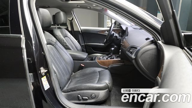 Audi A6 2012 — photo 11