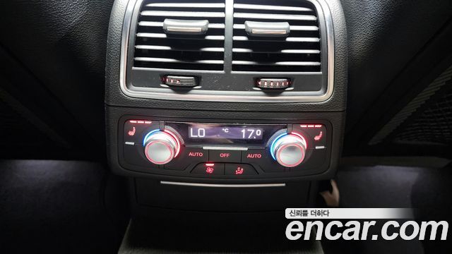 Audi A6 2012 — photo 17