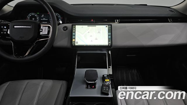 Land Rover Range Rover Evoque 2024 — photo 14