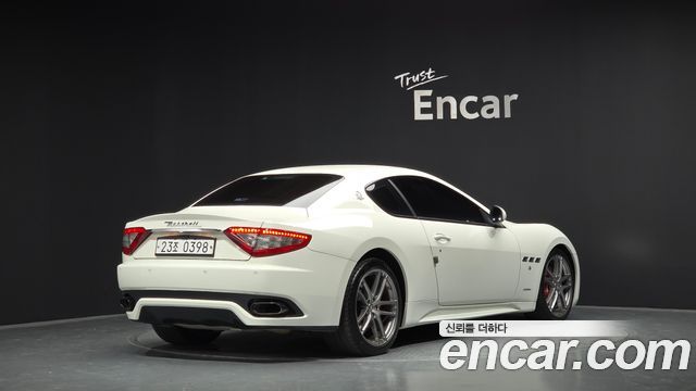 Maserati GranTurismo 2016 — photo 2