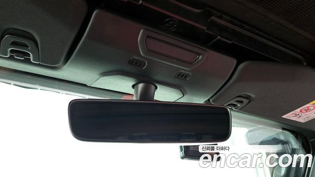 Jeep Wrangler 2019 — photo 18